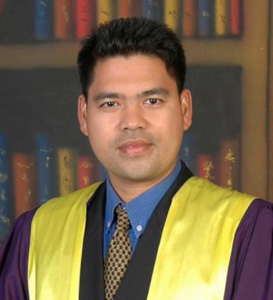 abdulHalimMokhtar